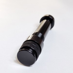 Alloy reel seat Glossy black
